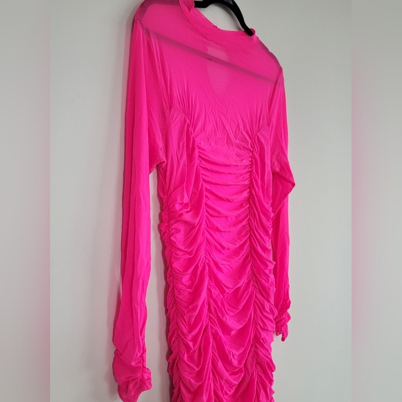 Fashion Nova Curve Dress - Picture 3 of 8